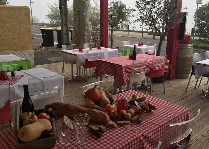 O Petit Hotel 3*